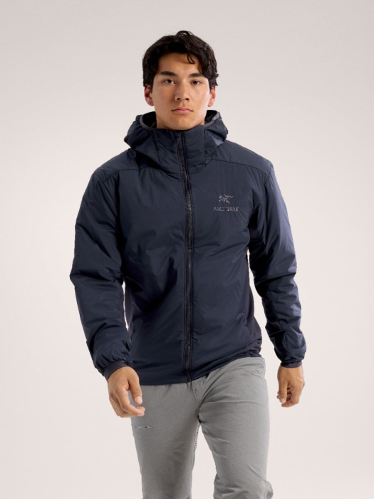 Men Atom Hoody Black Sapphire model
